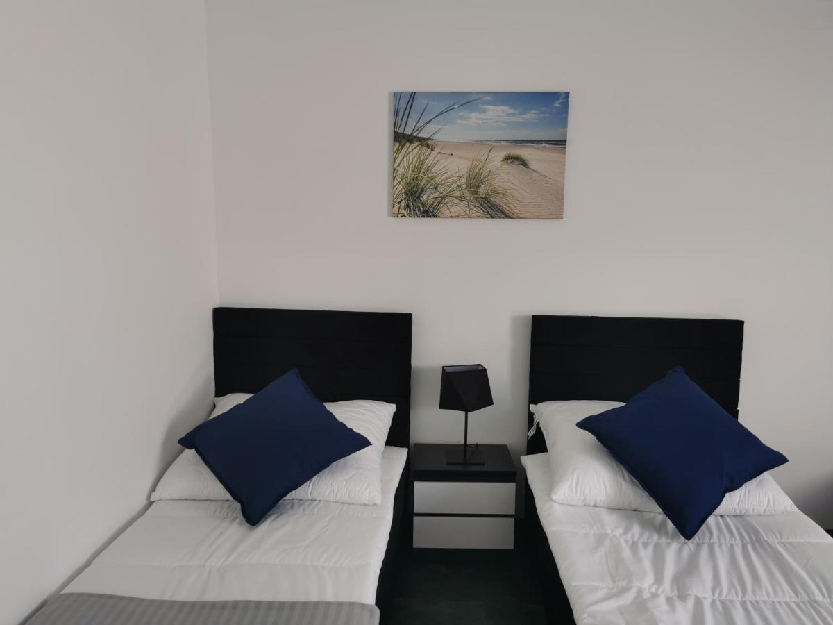 Domki Black Pearl Mielno Basen Sauna Jacuzzi Buitenkant foto